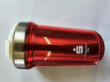 Trinkbecher / Isolierbecher 2-in-1
Innen- und Außenbecher, 350ml., mit KSK-Logo 

Der Becher besteht aus drei Komponenten: Innenbecher aus hochwertigem Edelstahl, der transparente Außenbecher kann als zusätzlicher Trinkbecher genutzt werden. Hält kalt: 5h