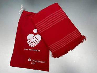 Handtuch / Badetuch / Saunatuch im Baumwollbeutel